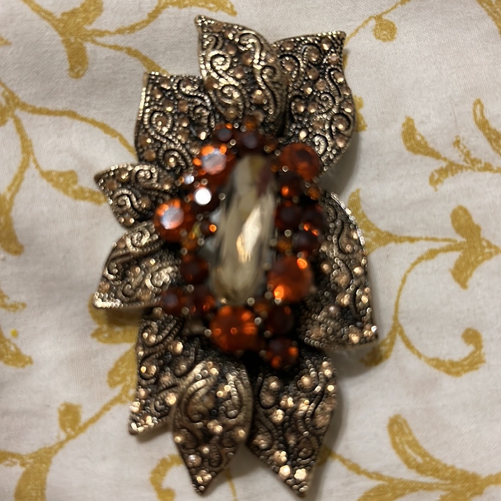 Rhinestone Brooch - Picture 3 of 4